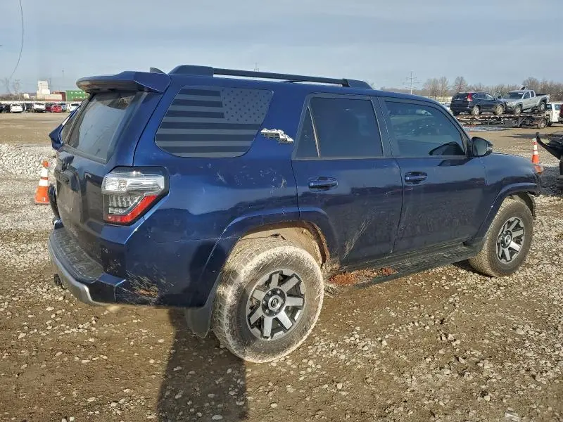 2019 TOYOTA 4RUNNER SR5/SR5 PREMIUM  