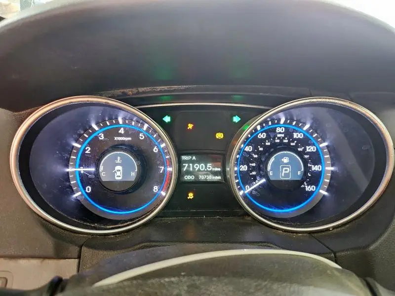 2012 HYUNDAI SONATA GLS  