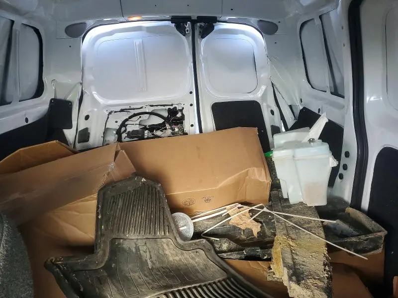 2016 NISSAN NV200 SV  