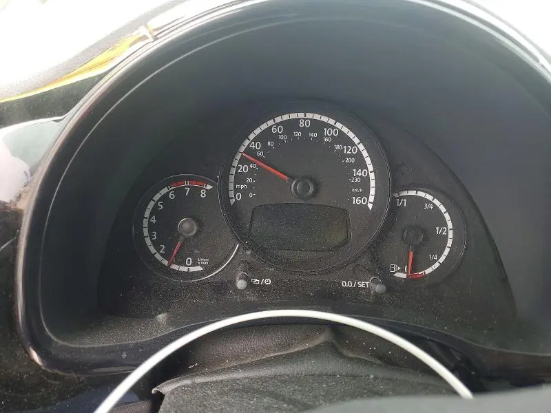 2013 VOLKSWAGEN BEETLE   