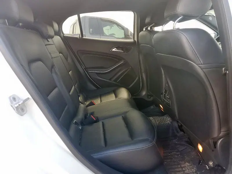 2017 MERCEDES-BENZ GLA 250  