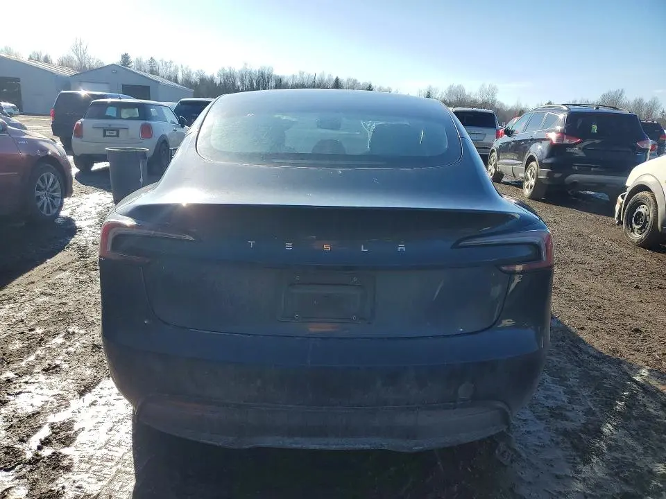 2024 TESLA MODEL 3   