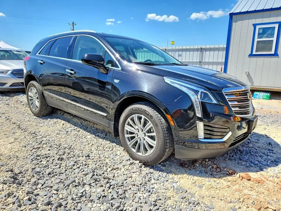 2017 CADILLAC XT5 LUXURY  