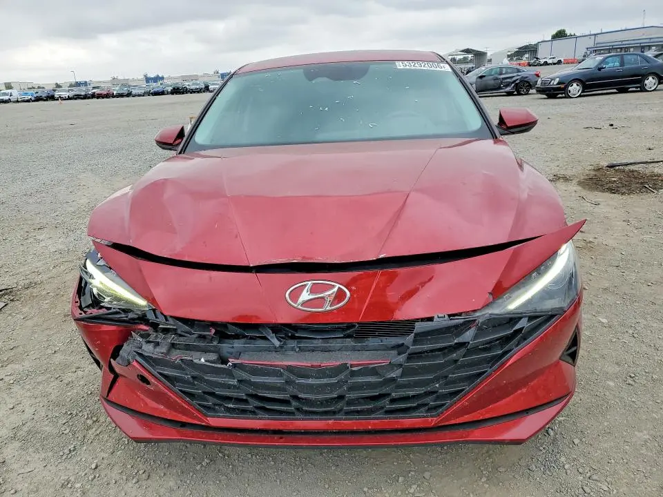 2023 HYUNDAI ELANTRA SEL  