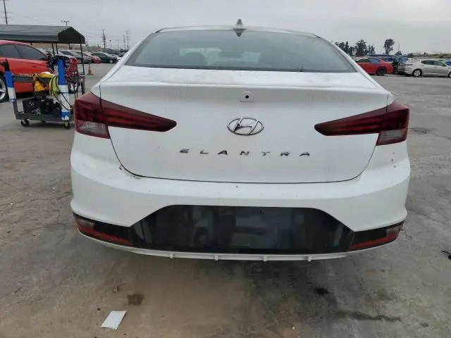 2020 HYUNDAI ELANTRA SEL  