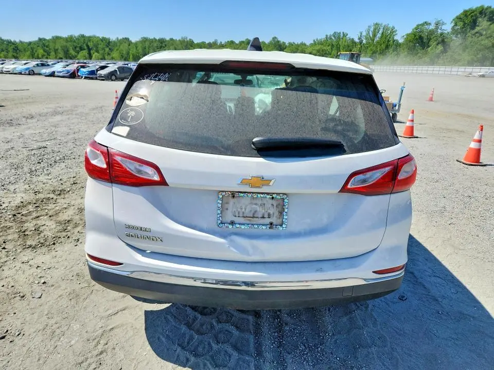 2018 CHEVROLET EQUINOX LS  