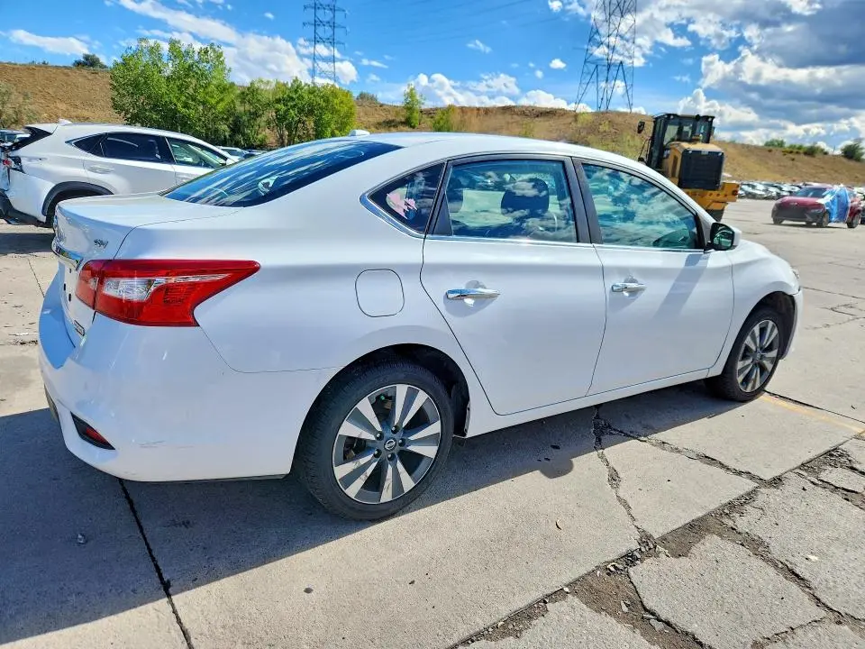 2019 NISSAN SENTRA SV  