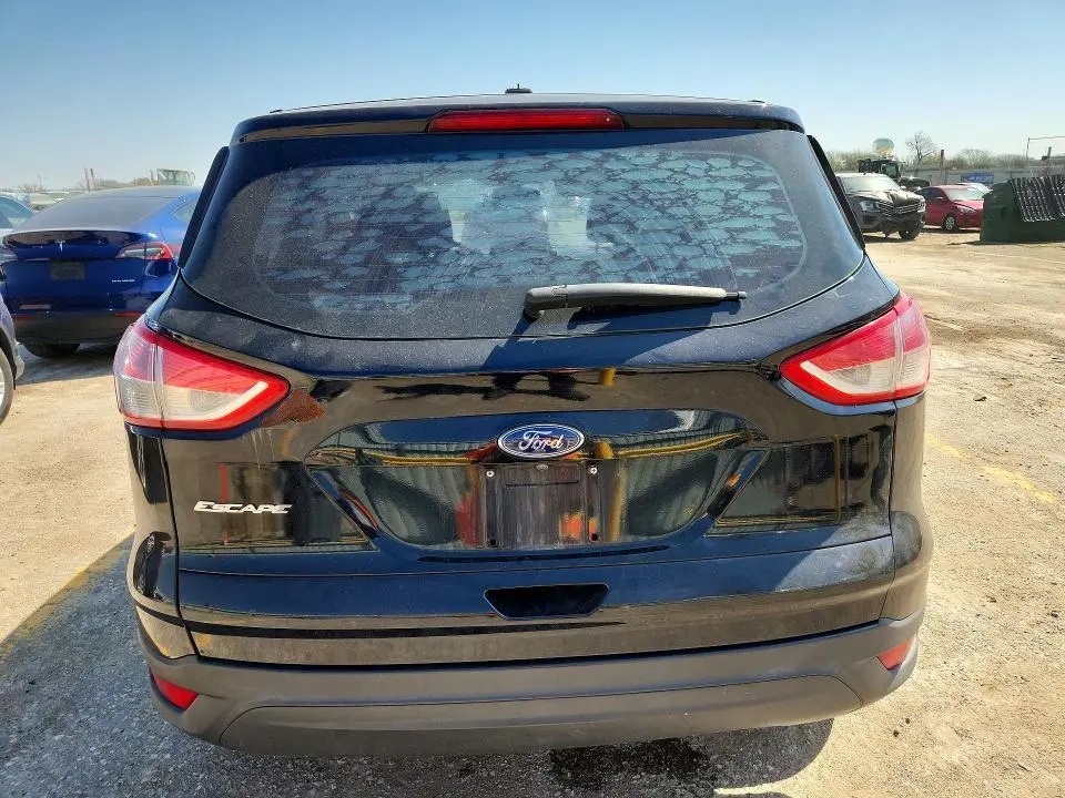 2016 FORD ESCAPE S  