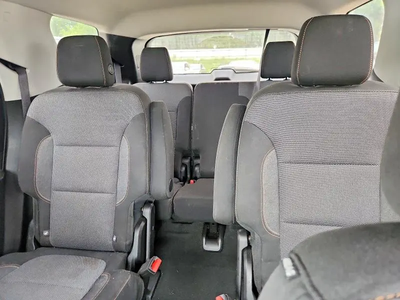 2018 CHEVROLET TRAVERSE LT  