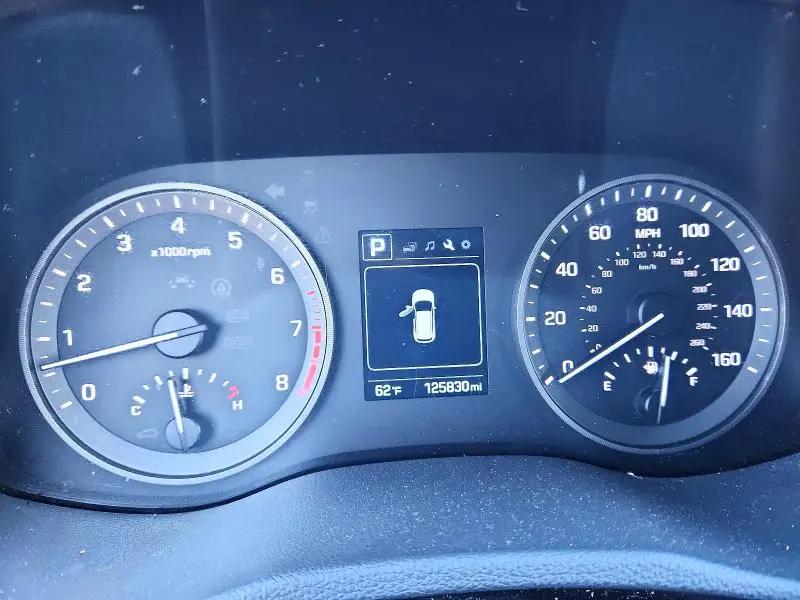 2016 HYUNDAI TUCSON SE  
