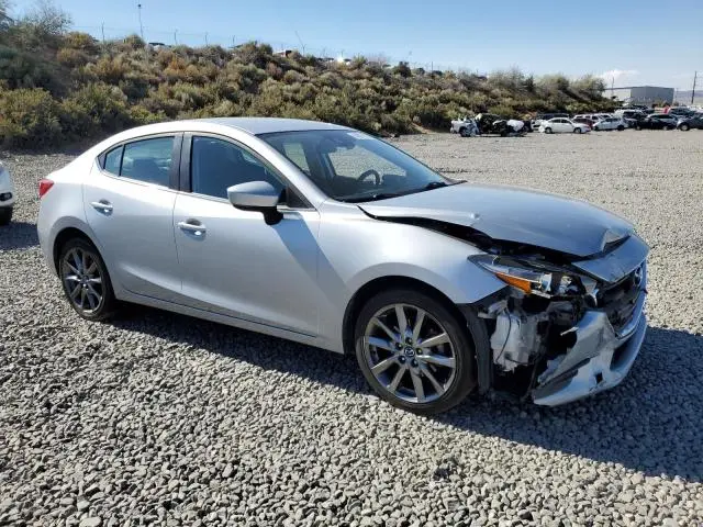 2018 MAZDA 3 TOURING  
