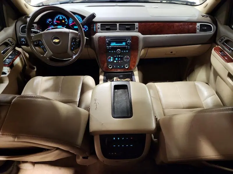 2012 CHEVROLET SUBURBAN K1500 LT  