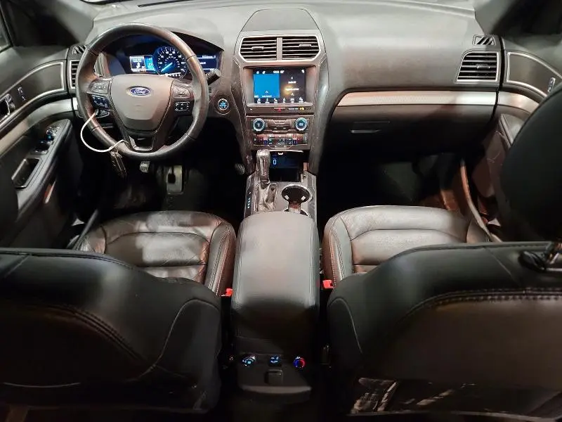 2017 FORD EXPLORER XLT  