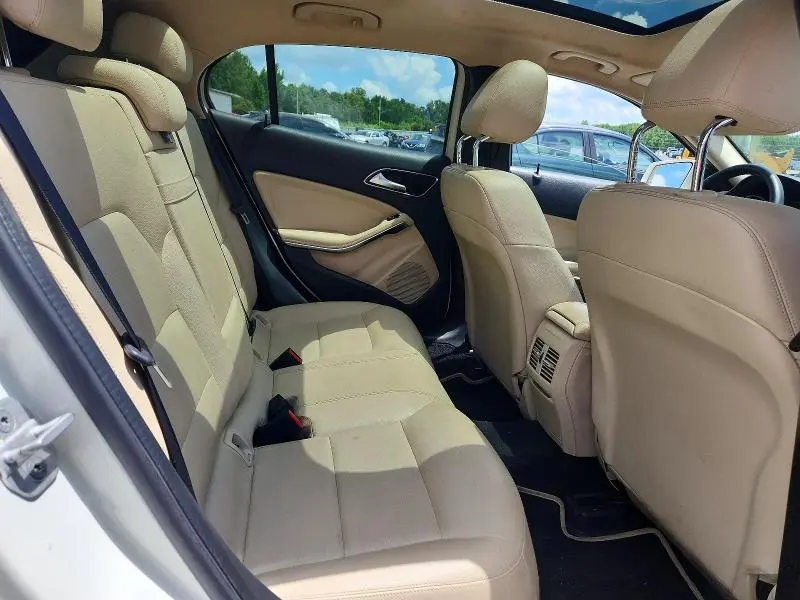 2018 MERCEDES-BENZ GLA 250 4MATIC  