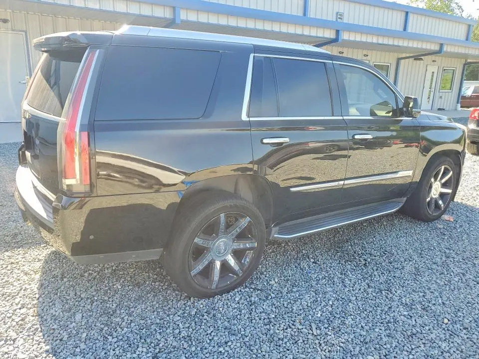 2017 CADILLAC ESCALADE LUXURY  