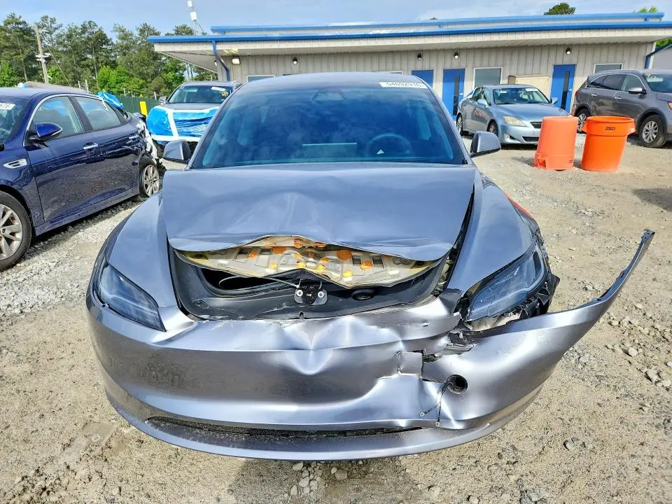 2026 TESLA MODEL 3   