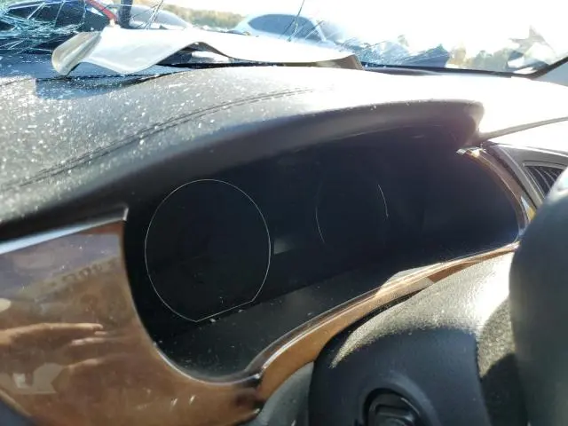 2011 HYUNDAI EQUUS SIGNATURE  