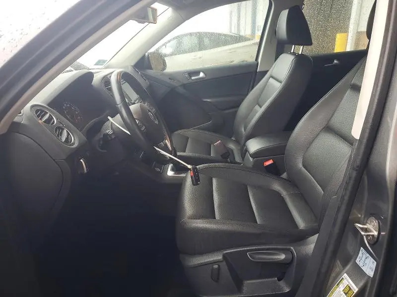 2017 VOLKSWAGEN TIGUAN S  