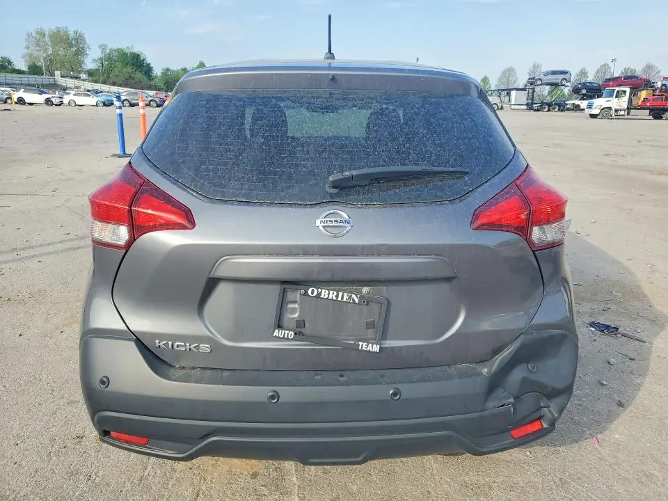2020 NISSAN KICKS S  