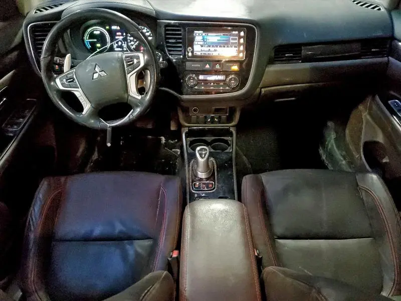 2018 MITSUBISHI OUTLANDER SE  