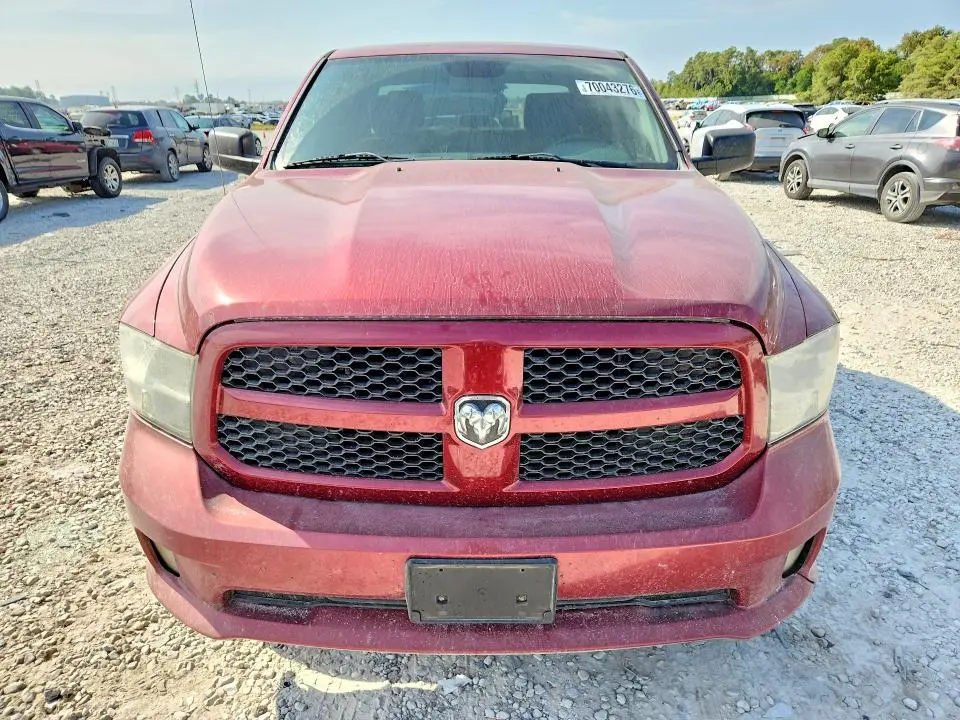 2013 RAM 1500 ST  