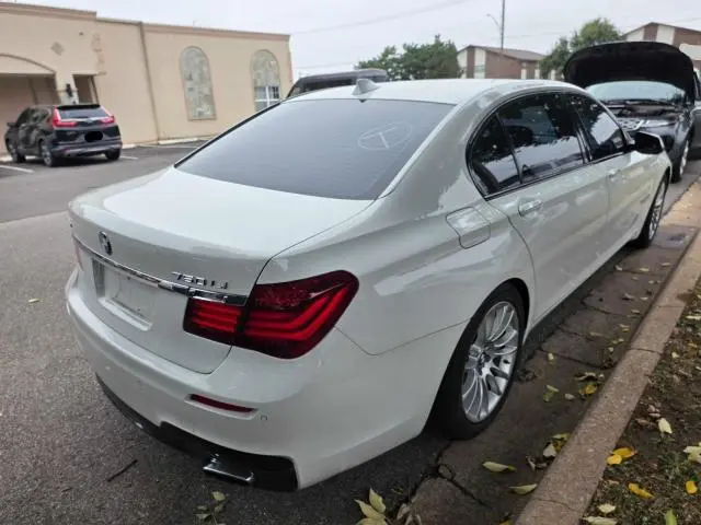 2015 BMW 750 LXI  
