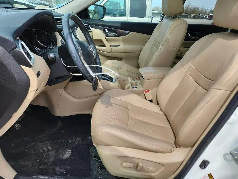 2016 NISSAN ROGUE SL  