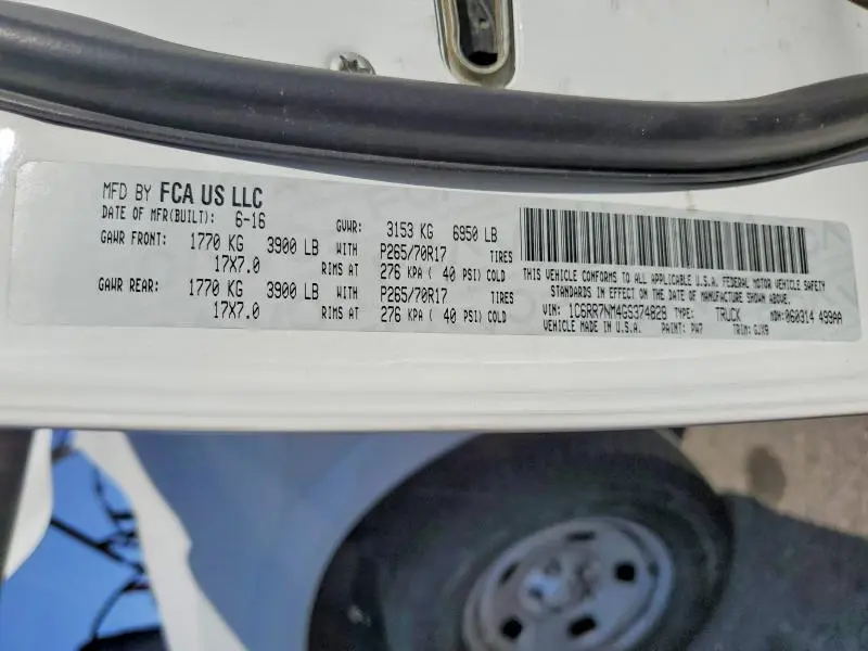 2016 RAM 1500 LARAMIE  