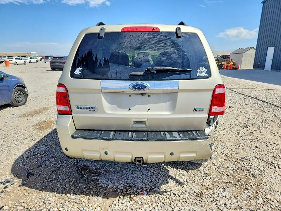 2011 FORD ESCAPE LIMITED  