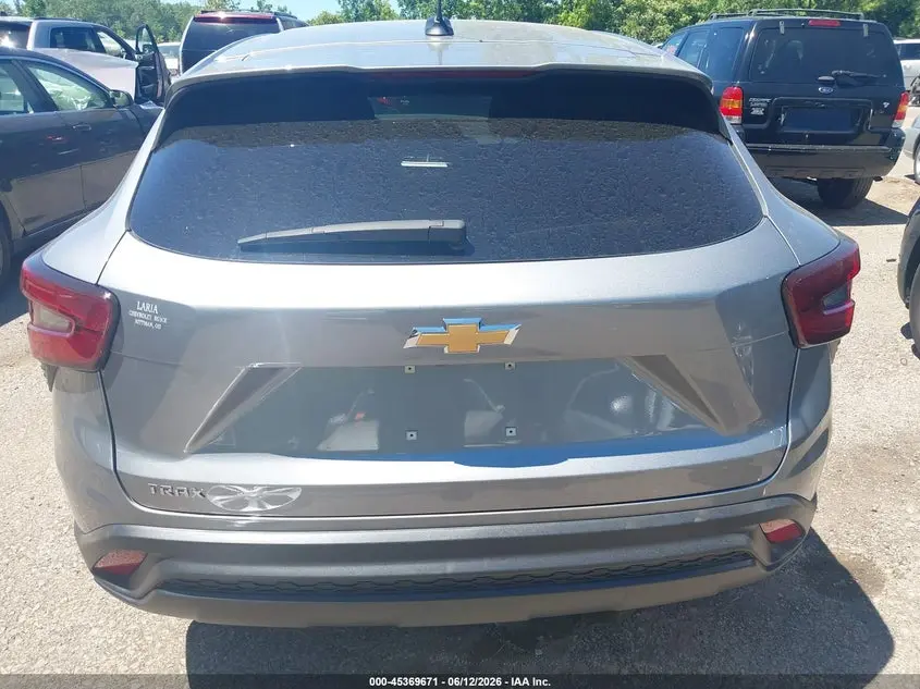 2025 CHEVROLET TRAX FWD LS