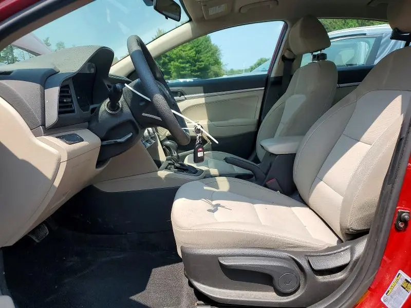 2019 HYUNDAI ELANTRA SE  