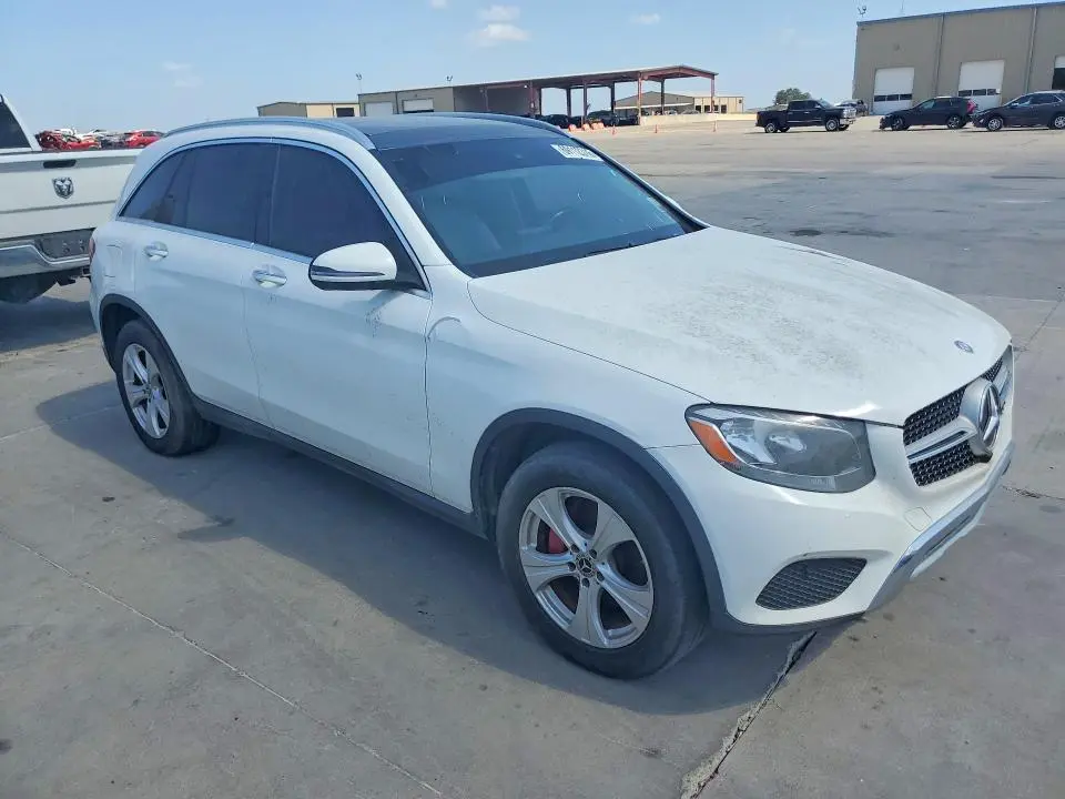 2017 MERCEDES-BENZ GLC 300  