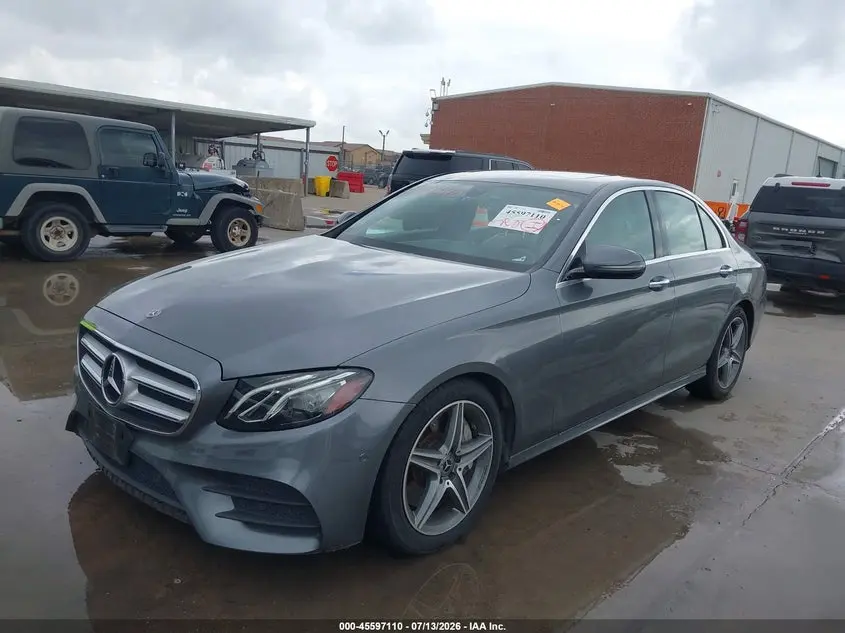 2018 MERCEDES-BENZ E 300  