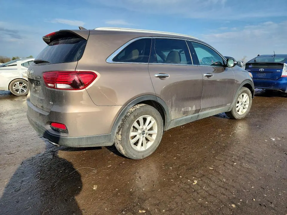 2019 KIA SORENTO LX V6  