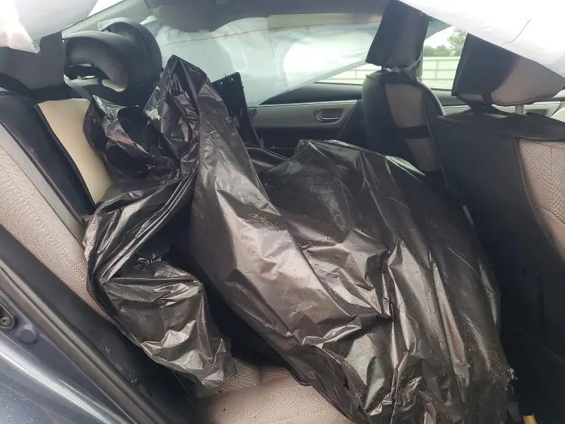2016 TOYOTA COROLLA LE PLUS  