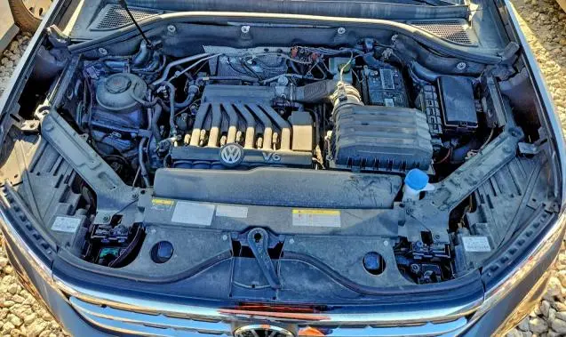 2021 VOLKSWAGEN ATLAS CROSS SPORT SE  