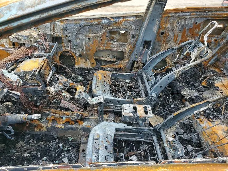 2015 TOYOTA PRIUS FOUR  