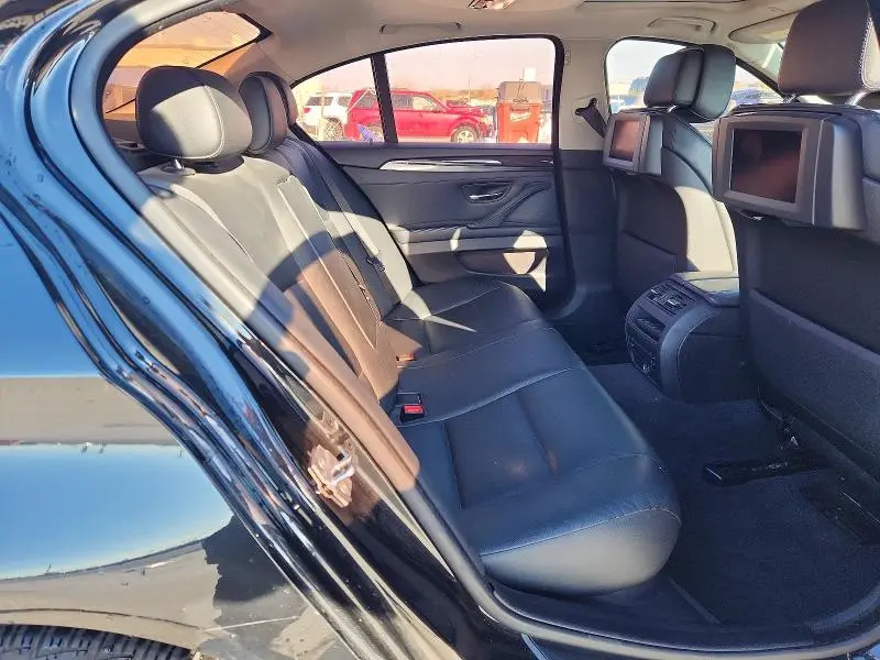 2011 BMW 528 I  