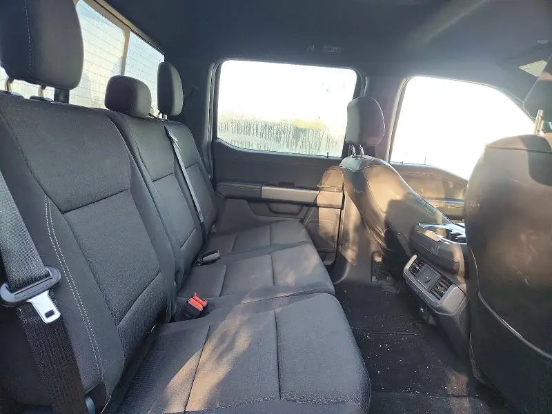 2025 FORD F150 XLT  