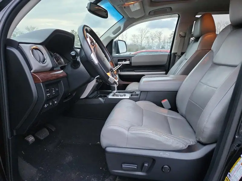 2014 TOYOTA TUNDRA CREWMAX LIMITED  