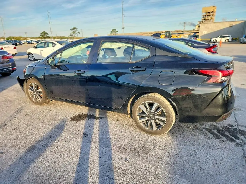2021 NISSAN VERSA SV  