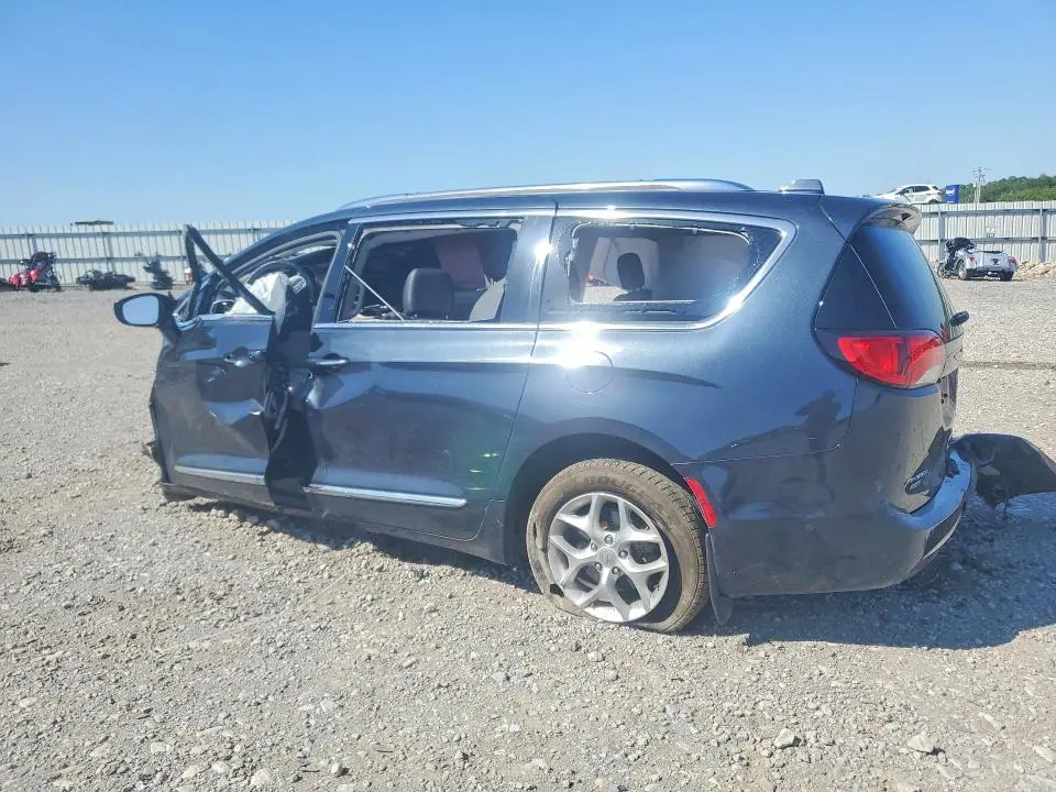 2019 CHRYSLER PACIFICA TOURING L PLUS  