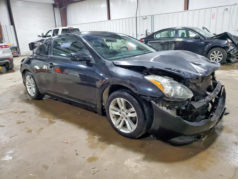 2010 NISSAN ALTIMA S  