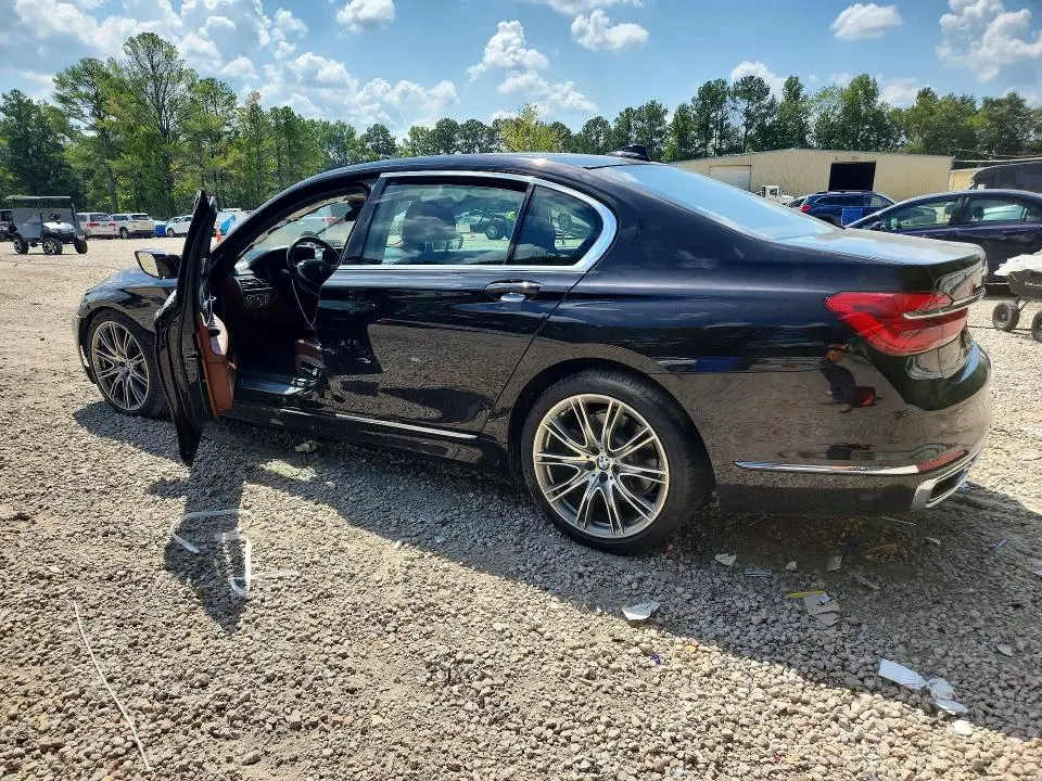2017 BMW 750 I  