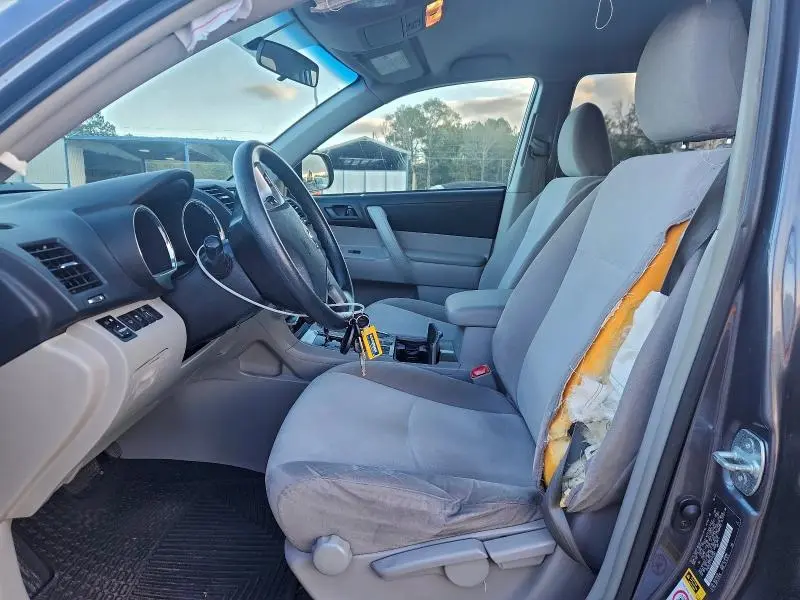 2013 TOYOTA HIGHLANDER BASE  