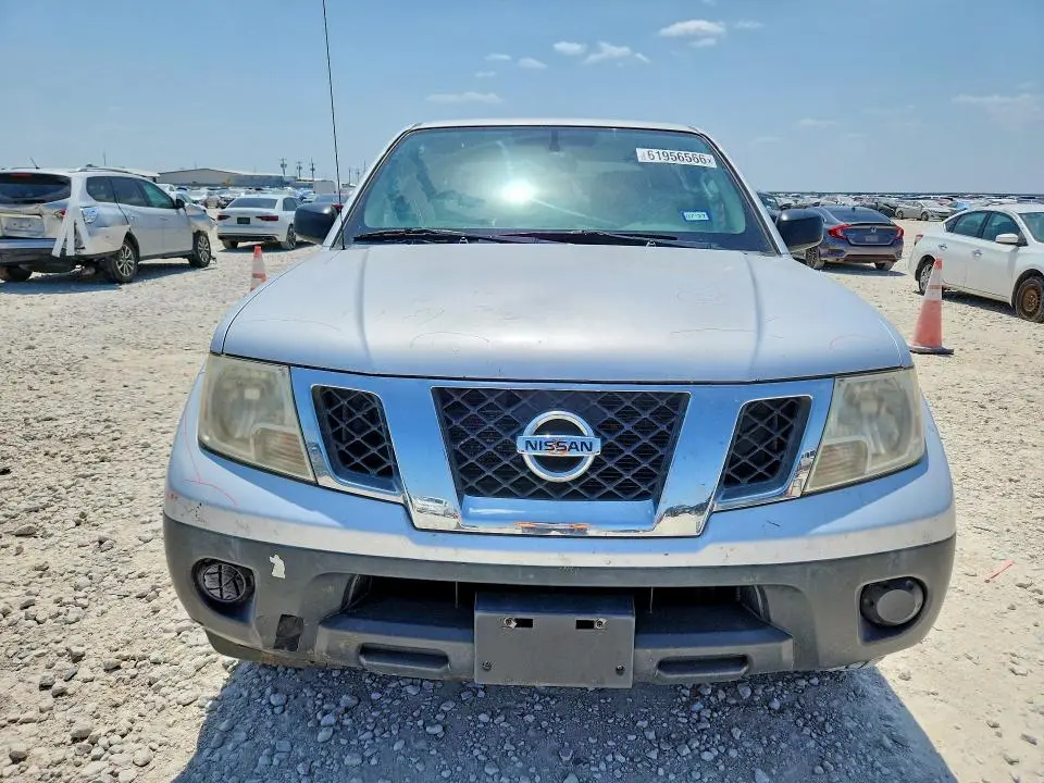 2017 NISSAN FRONTIER S  