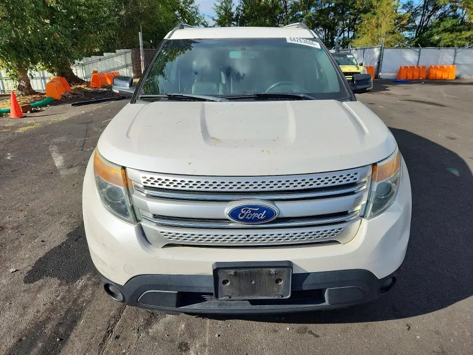 2011 FORD EXPLORER XLT  