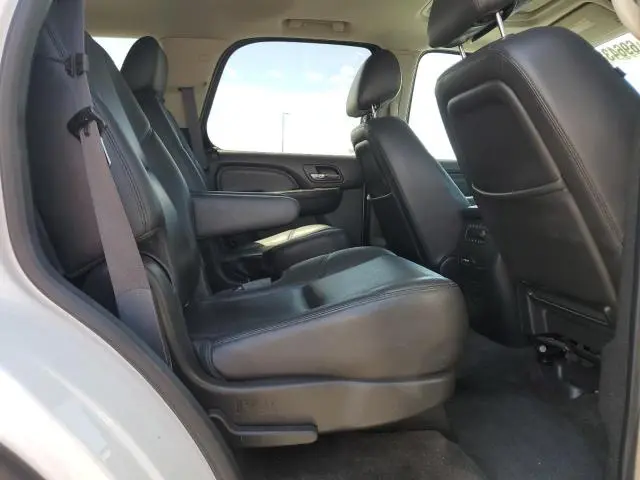 2013 GMC YUKON DENALI  