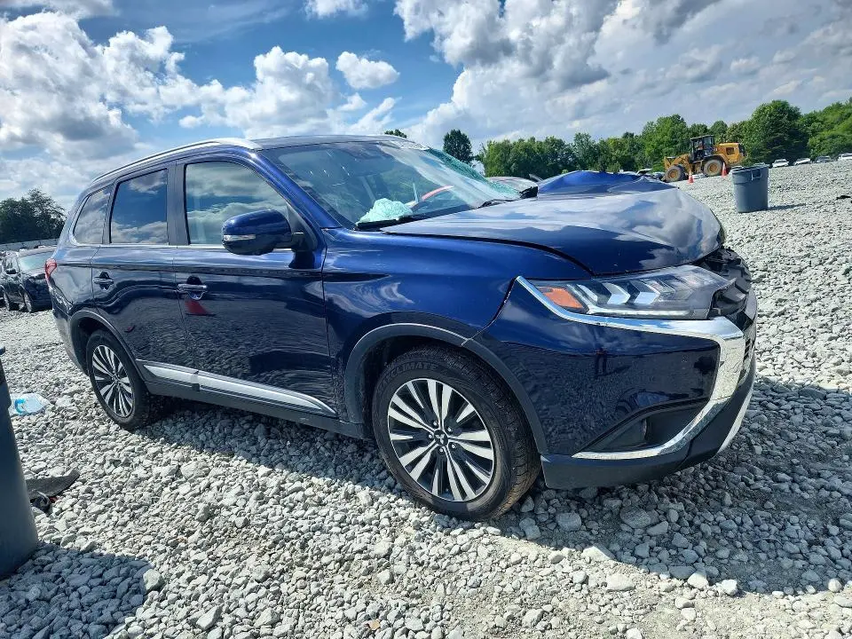2020 MITSUBISHI OUTLANDER SE  