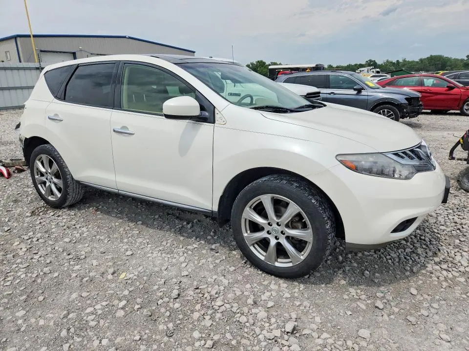 2014 NISSAN MURANO LE  
